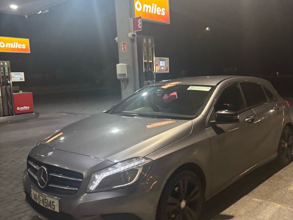 Mercedes-Benz A-Class Hatchback, Diesel, 2014, Grey