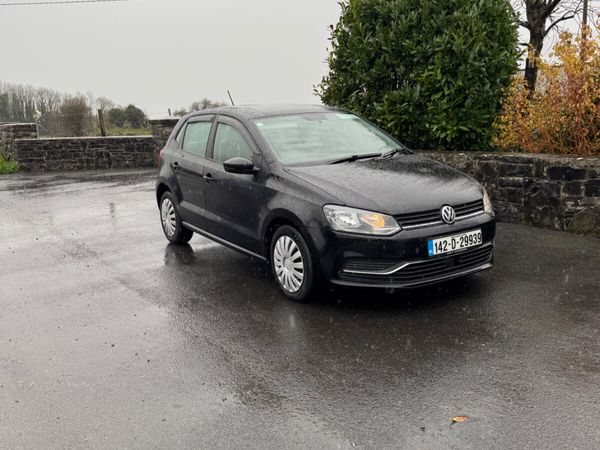 Volkswagen Polo Hatchback, Petrol, 2014, Black