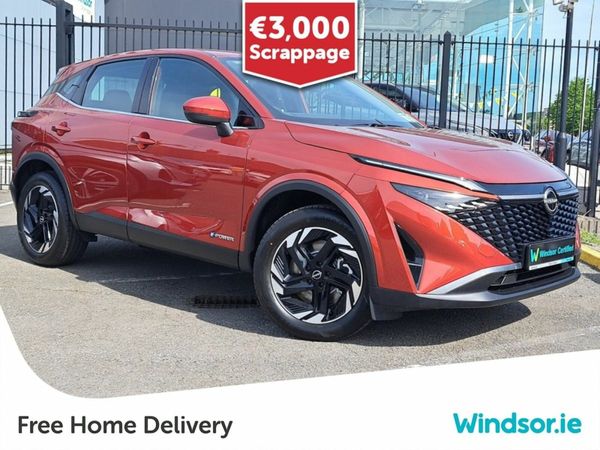 Nissan Qashqai SUV, Petrol Hybrid, 2025, Red
