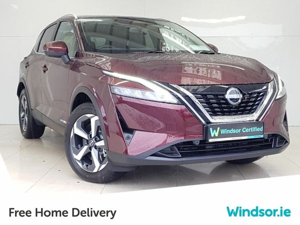 Nissan Qashqai SUV, Petrol Hybrid, 2024, Red
