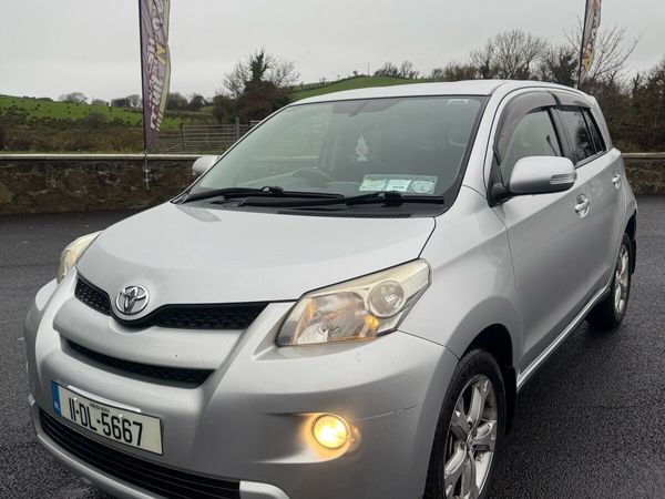 Toyota Urban Cruiser SUV, Diesel, 2011, Silver