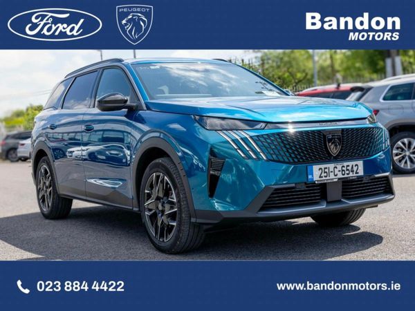 Peugeot 5008 MPV, Petrol, 2025, Blue