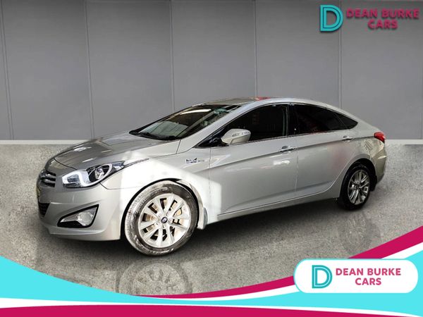 Hyundai i40 Saloon, Diesel, 2015, Silver
