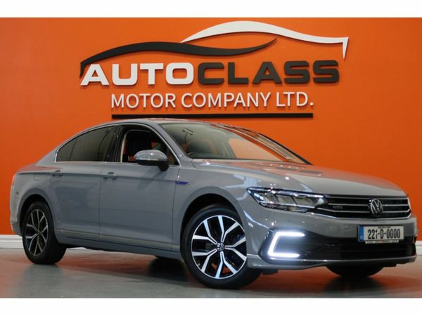 Volkswagen Passat Saloon, Petrol Plug-in Hybrid, 2022, Grey