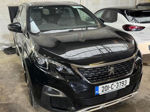 Peugeot 5008 MPV, Diesel, 2020, Black