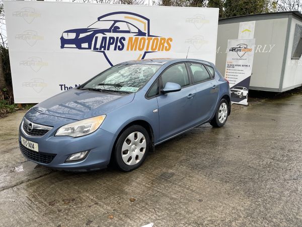 Opel Astra Hatchback, Diesel, 2011, Blue