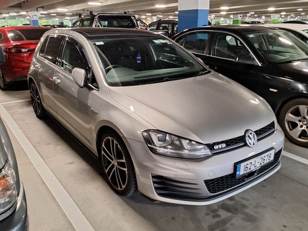 Volkswagen Golf Hatchback, Diesel, 2016, Silver