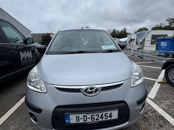 Hyundai i10 Hatchback, Petrol, 2011, Silver