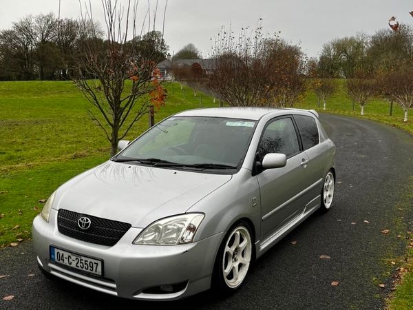 Toyota Corolla Hatchback, Petrol, 2004, Silver