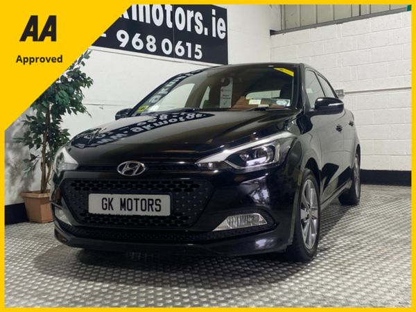 Hyundai i20 Hatchback, Petrol, 2017, Black
