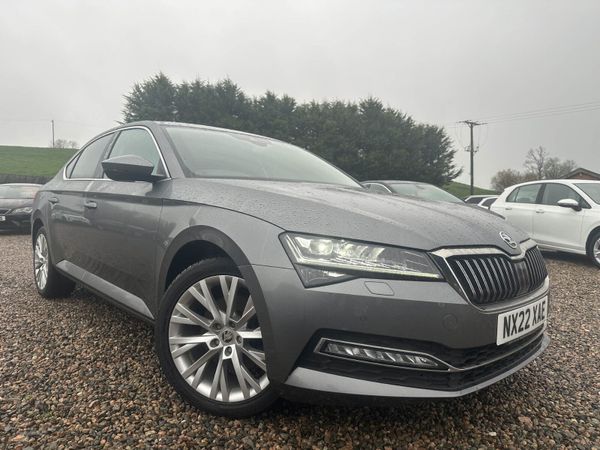 Skoda Superb Hatchback, Diesel, 2022, Grey
