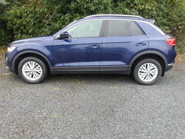 Volkswagen T-Roc SUV, Diesel, 2019, Blue