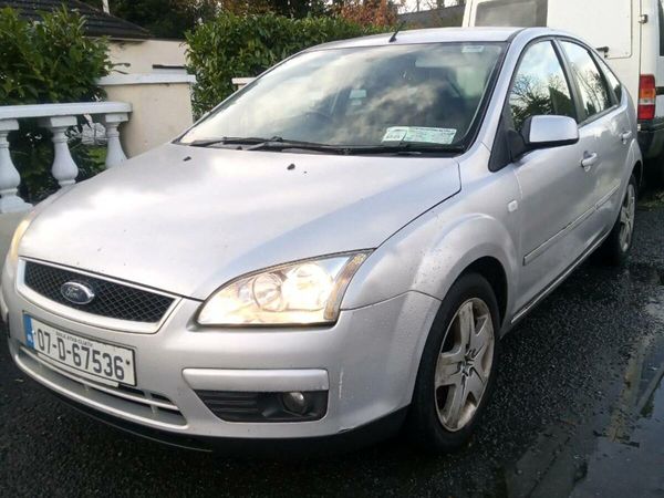 Ford Focus Hatchback, Petrol, 2007, Silver
