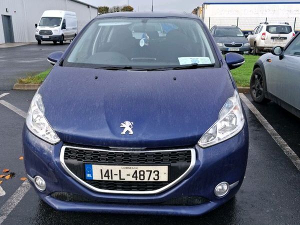 Peugeot 208 Hatchback, Petrol, 2014, Blue