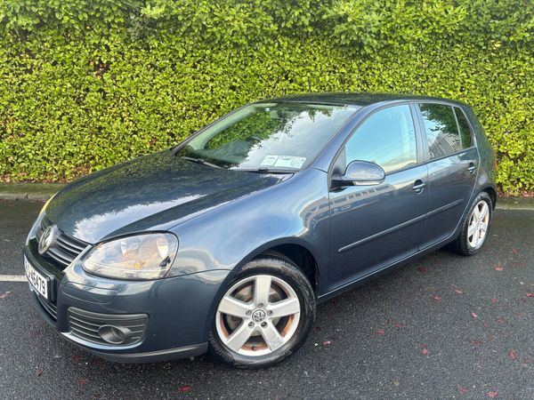 Volkswagen Golf Hatchback, Petrol, 2008, Blue