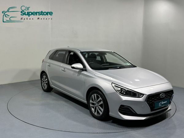 Hyundai i30 Hatchback, Petrol, 2019, Silver