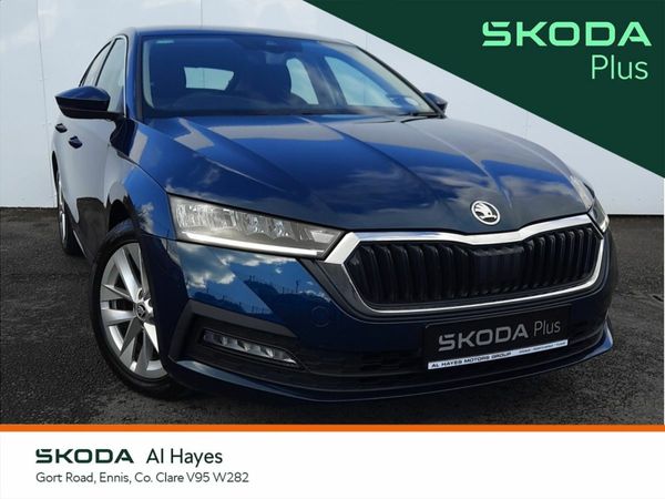 Skoda Octavia Saloon, Petrol, 2021, Blue
