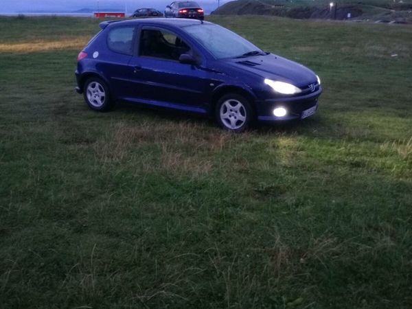 Peugeot 206 Hatchback, Petrol, 2004, Blue