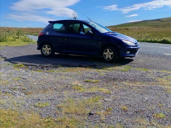Peugeot 206 Hatchback, Petrol, 2004, Blue