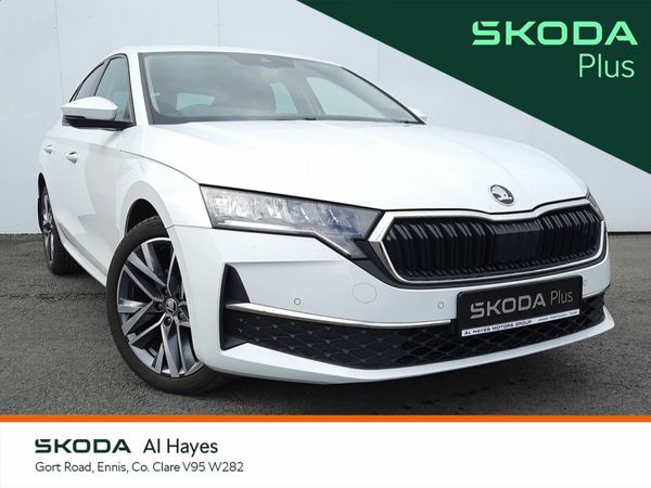 Skoda Octavia Saloon, Diesel, 2024, White