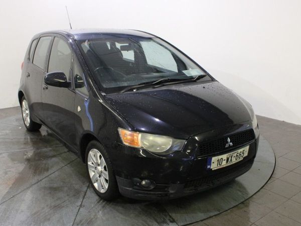 Mitsubishi Colt MPV, Petrol, 2010, Black