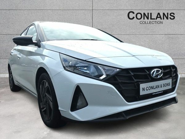 Hyundai i20 Hatchback, Petrol, 2022, White