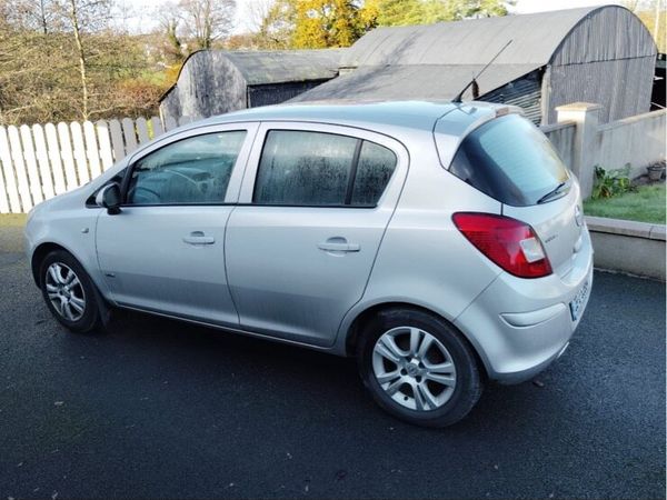 Opel Corsa Hatchback, Petrol, 2008, Silver