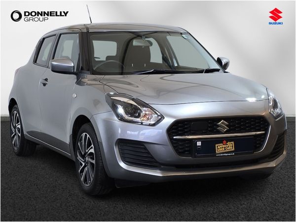 Suzuki Swift Hatchback, Petrol, 2023, Silver
