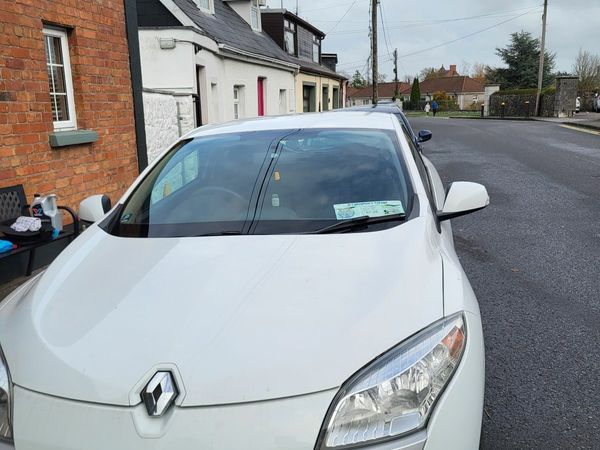 Renault Megane Coupe, Diesel, 2012, White