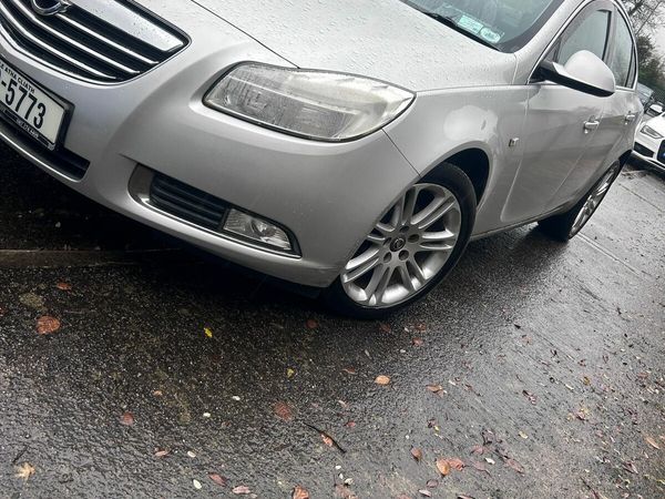 Opel Insignia Saloon, Diesel, 2011, Silver