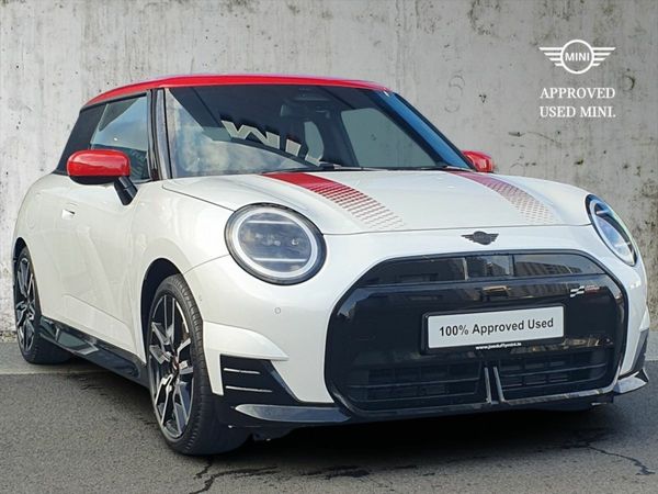 Mini Cooper Hatchback, Electric, 2025, White