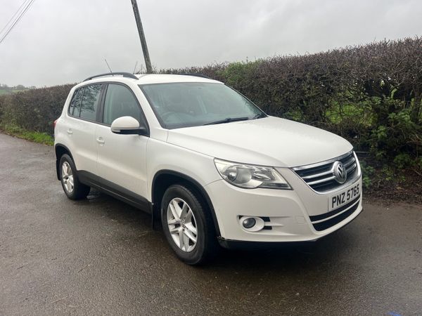 Volkswagen Tiguan SUV, Diesel, 2010, White