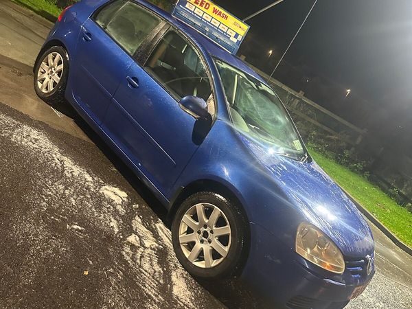 Volkswagen Golf Hatchback, Petrol, 2005, Blue