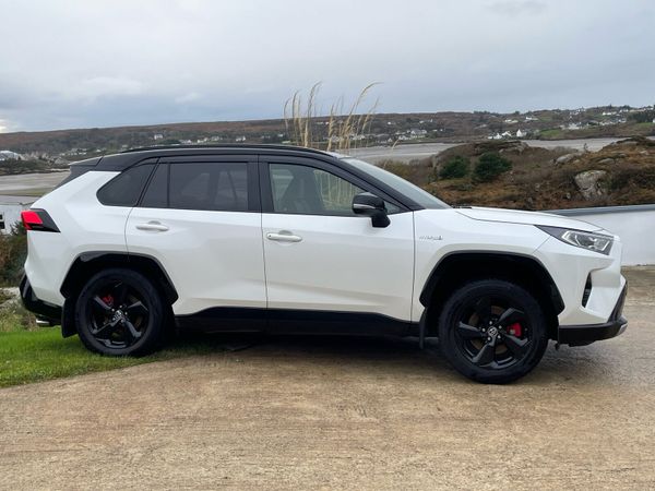 Toyota RAV4 SUV, Petrol Hybrid, 2019, White