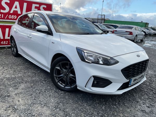 Ford Focus Hatchback, Diesel, 2019, White
