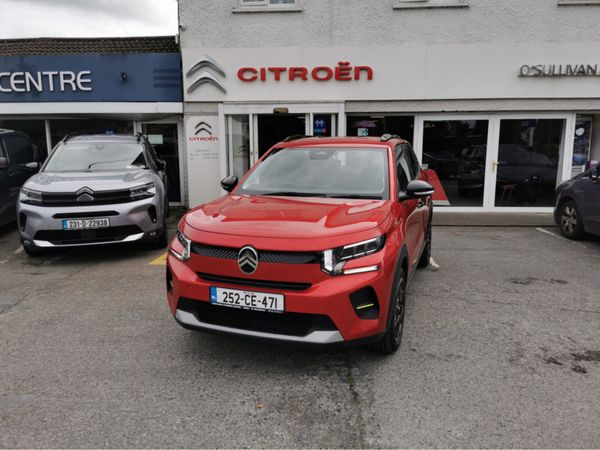 Citroen C3 Estate, Petrol, 2025, Red