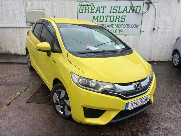Honda Fit Hatchback, Petrol Hybrid, 2014, Yellow