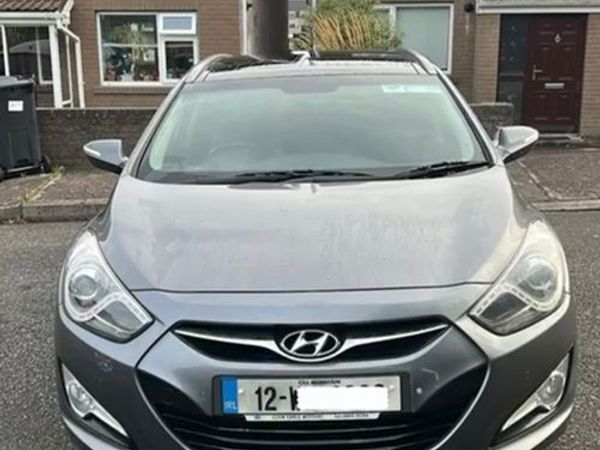 Hyundai i40 Estate, Diesel, 2012, Silver