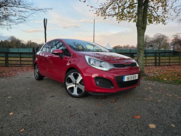 Kia Rio Hatchback, Diesel, 2015, Red