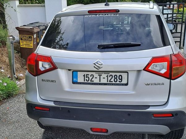 Suzuki Vitara SUV, Diesel, 2015, Silver