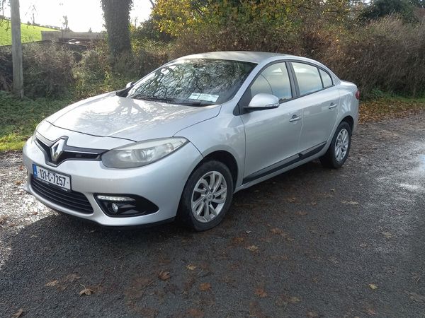 Renault Fluence Saloon, Diesel, 2013, Silver