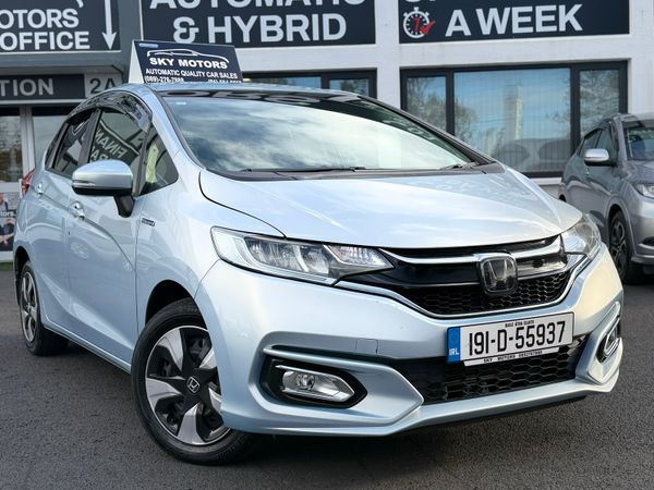 Honda Fit Hatchback, Petrol Hybrid, 2019, Silver
