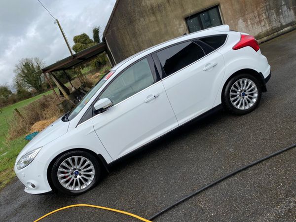 Ford Focus Hatchback, Diesel, 2012, White