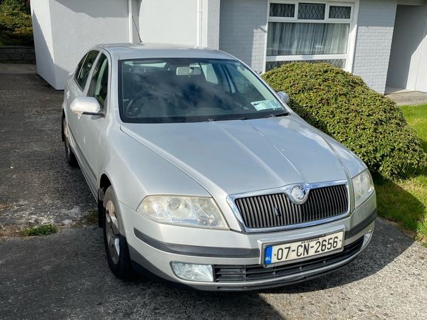 Skoda Octavia Hatchback, Diesel, 2007, Silver