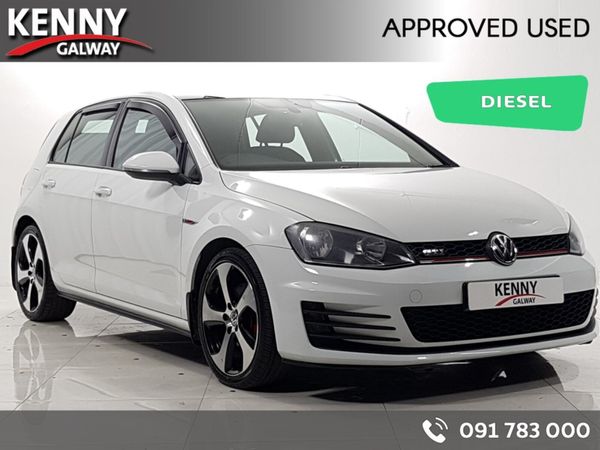 Volkswagen Golf Hatchback, Petrol, 2013, White