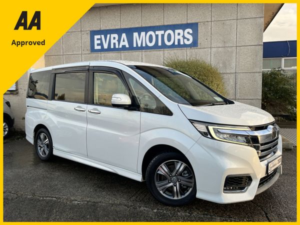 Honda Stepwagon MPV, Petrol Hybrid, 2020, White