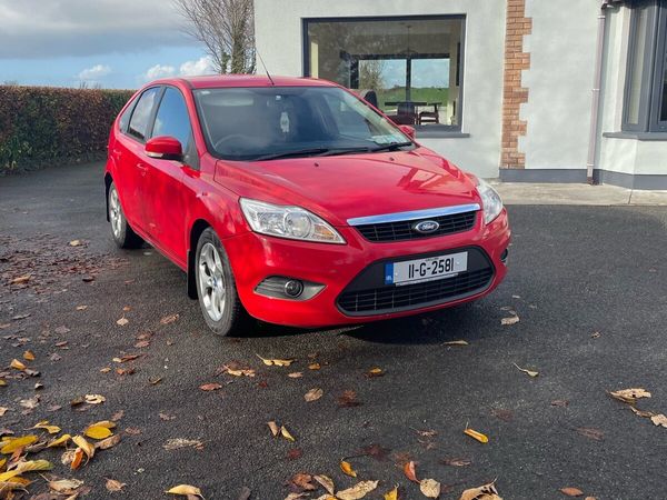 Ford Focus Hatchback, Diesel, 2011, Red
