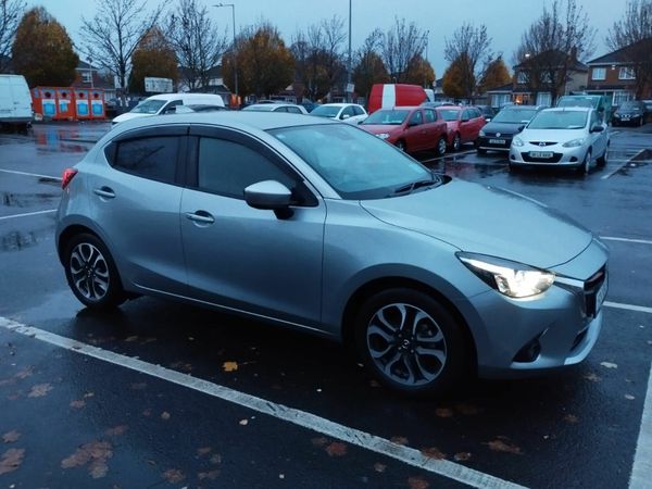 Mazda Demio MPV, Diesel, 2016, Silver