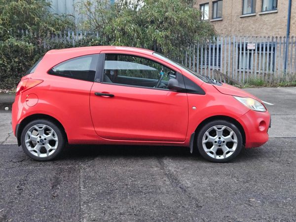 Ford KA Hatchback, Petrol, 2010, Red