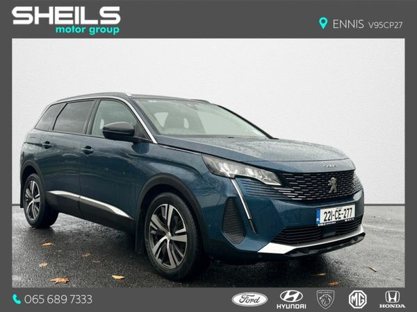 Peugeot 5008 MPV, Diesel, 2022, Blue